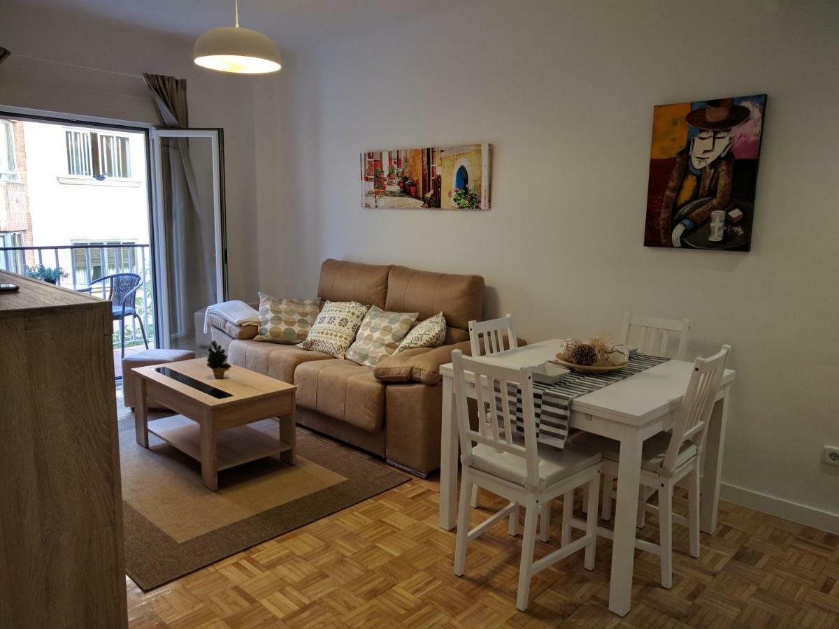 Gran Apartamento Cerca de Atocha Apartment Madrid Bagian luar foto