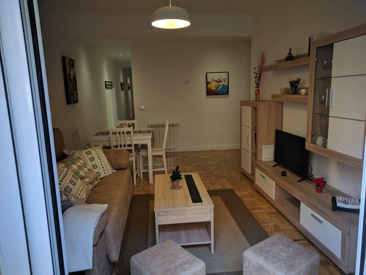 Gran Apartamento Cerca de Atocha Apartment Madrid Bagian luar foto