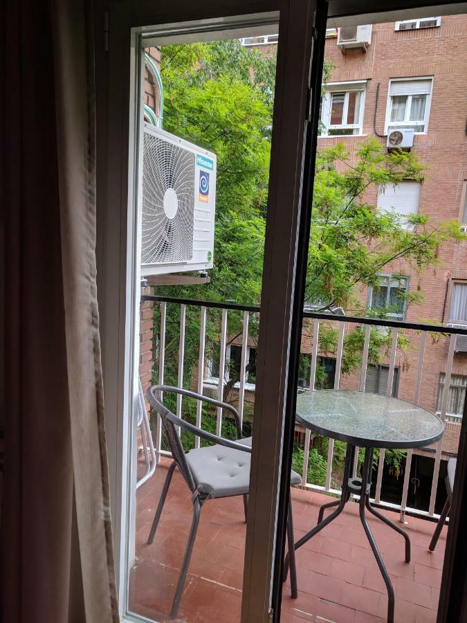 Gran Apartamento Cerca de Atocha Apartment Madrid Bagian luar foto