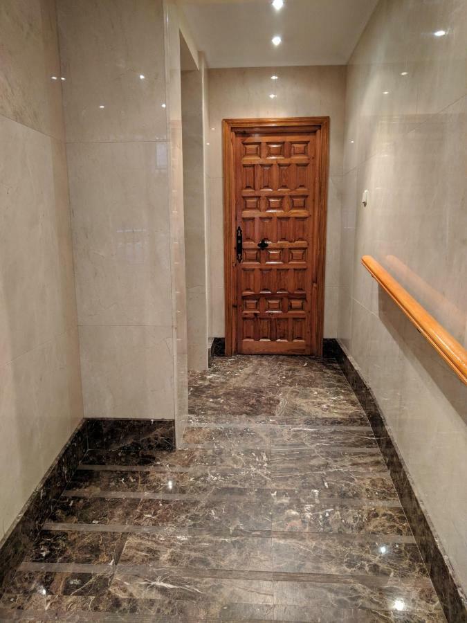 Gran Apartamento Cerca de Atocha Apartment Madrid Bagian luar foto